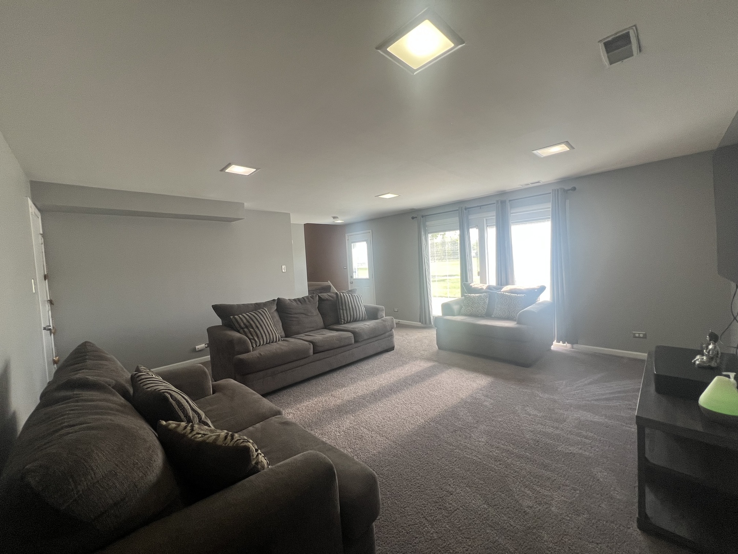 18840 May Street Homewood, IL 60430 - Photo 15 of 29 Gallery Image 15