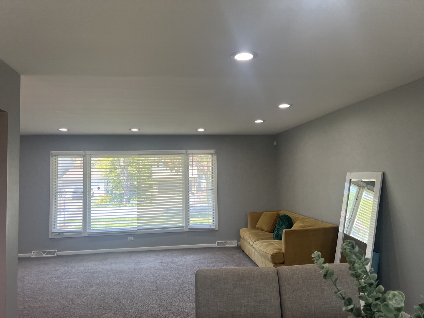 18840 May Street Homewood, IL 60430 - Photo 4 of 29 Gallery Image 4