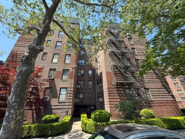 $225,000 | 2232 Brigham Street, Unit 3H | Sheepshead Bay