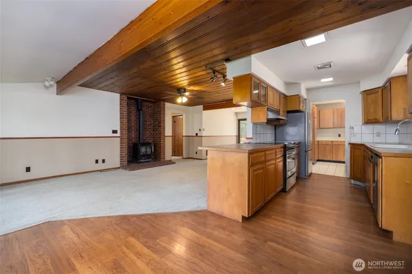 $565,000 | 16757 Chilberg Avenue, La Conner, WA 98257