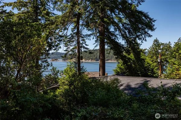 $565,000 | 16757 Chilberg Avenue, La Conner, WA 98257