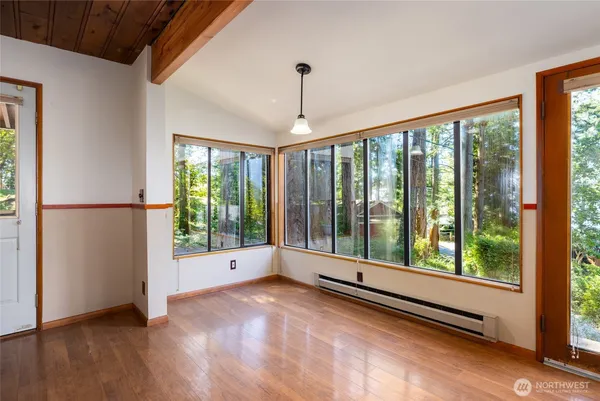 $565,000 | 16757 Chilberg Avenue, La Conner, WA 98257