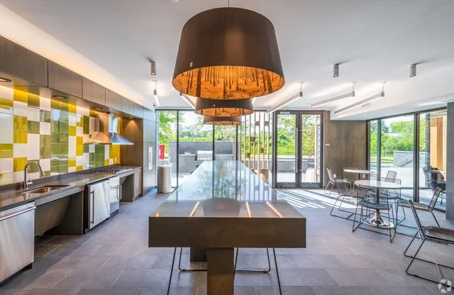 $2,500 | 77 New Street, Unit 104, Cambridge, MA 02138