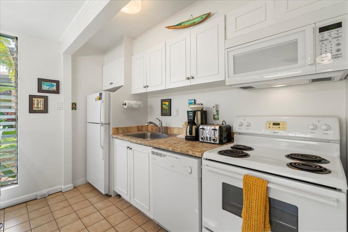 3559 Lower Honoapiilani Road, Unit 2A Lahaina, HI 96761 - Photo 9 of 32