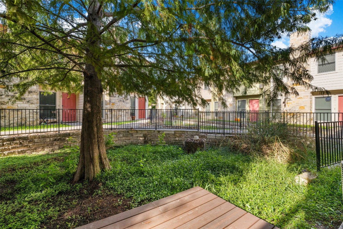 6900 East Riverside Drive, Unit 12 Austin, TX 78741 - Photo 26 of 27 a view of backyard with green space