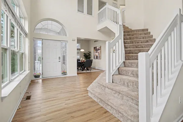 $559,000 | 1411 North Bay Drive, Ann Arbor, MI 48103