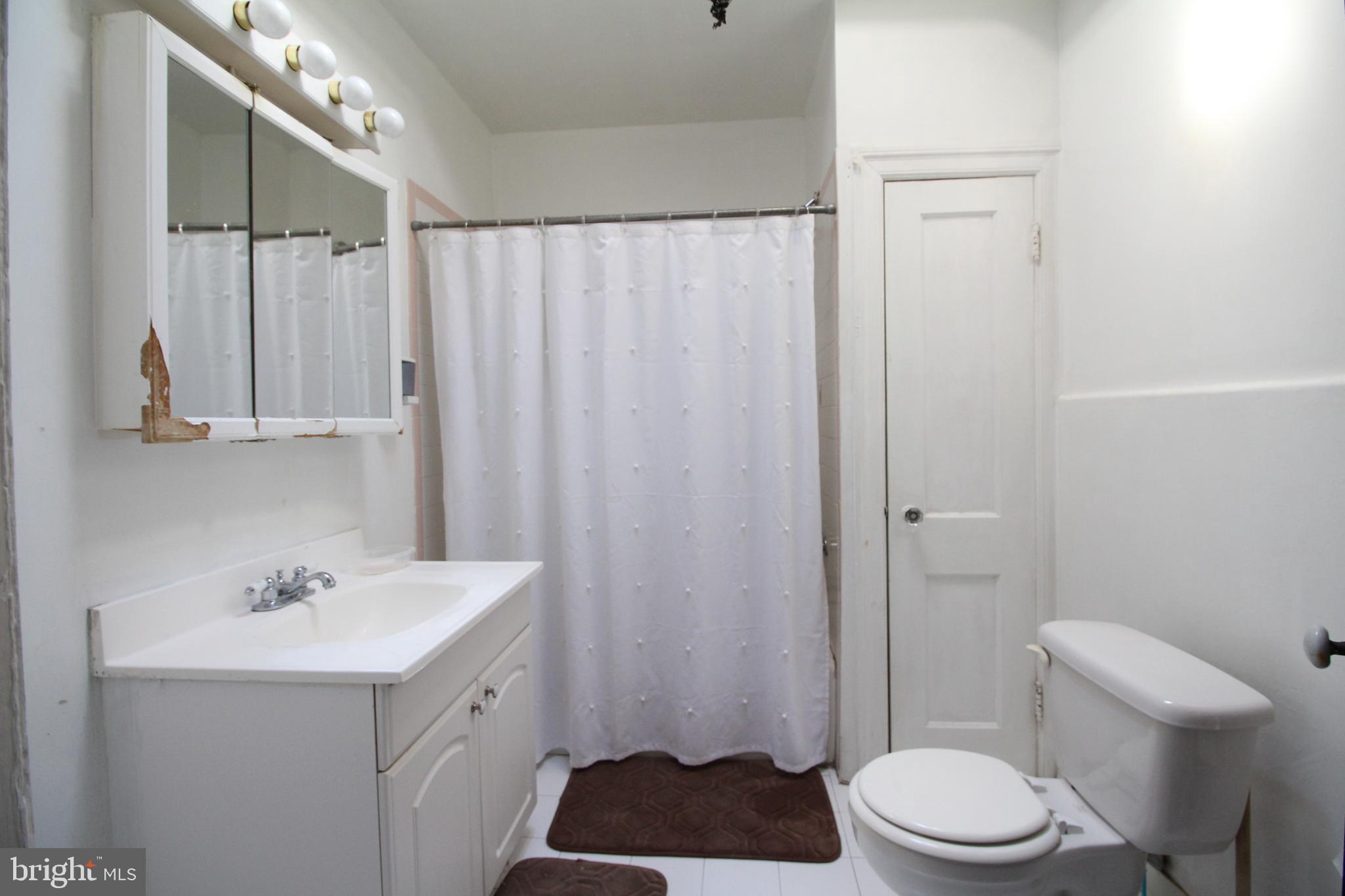 6019 Nassau Road Philadelphia, PA 19151 - Photo 9 of 10 Gallery Image 9