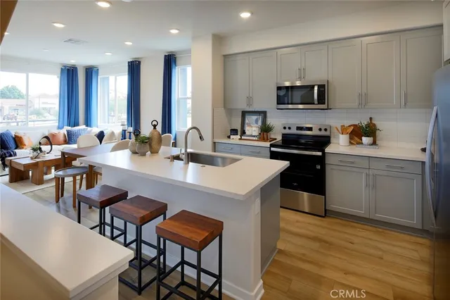 $574,990 | 3514 Van Buren Boulevard, Riverside, CA 92503