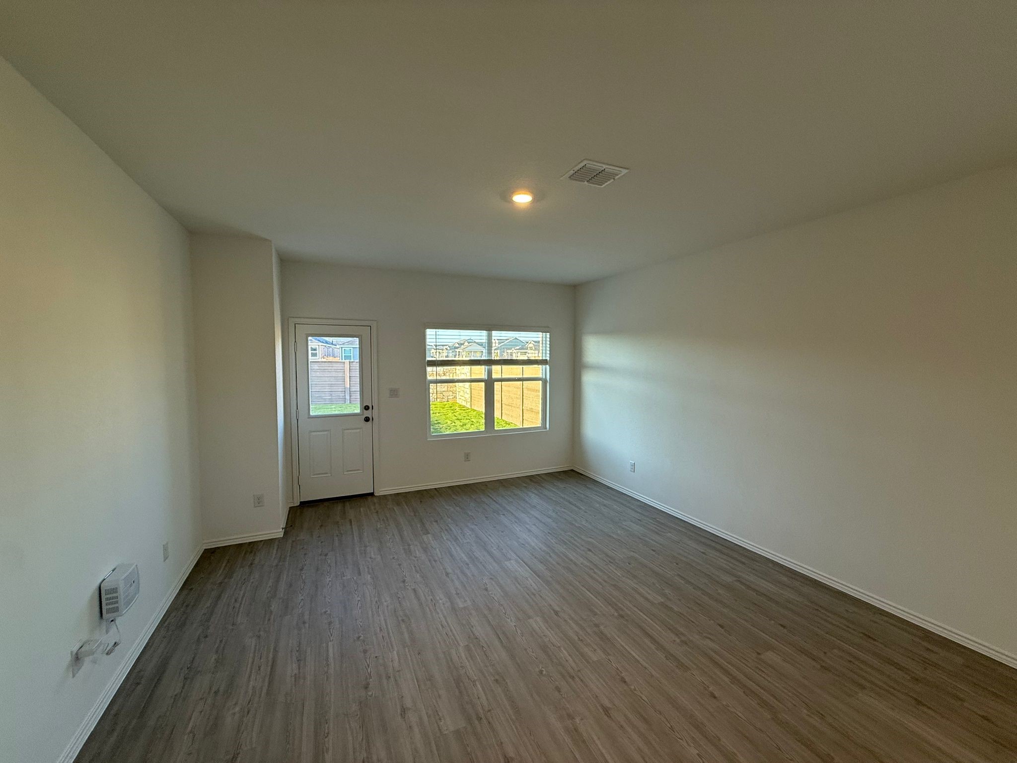 499 Avre Loop Kyle, TX 78640 - Photo 14 of 40