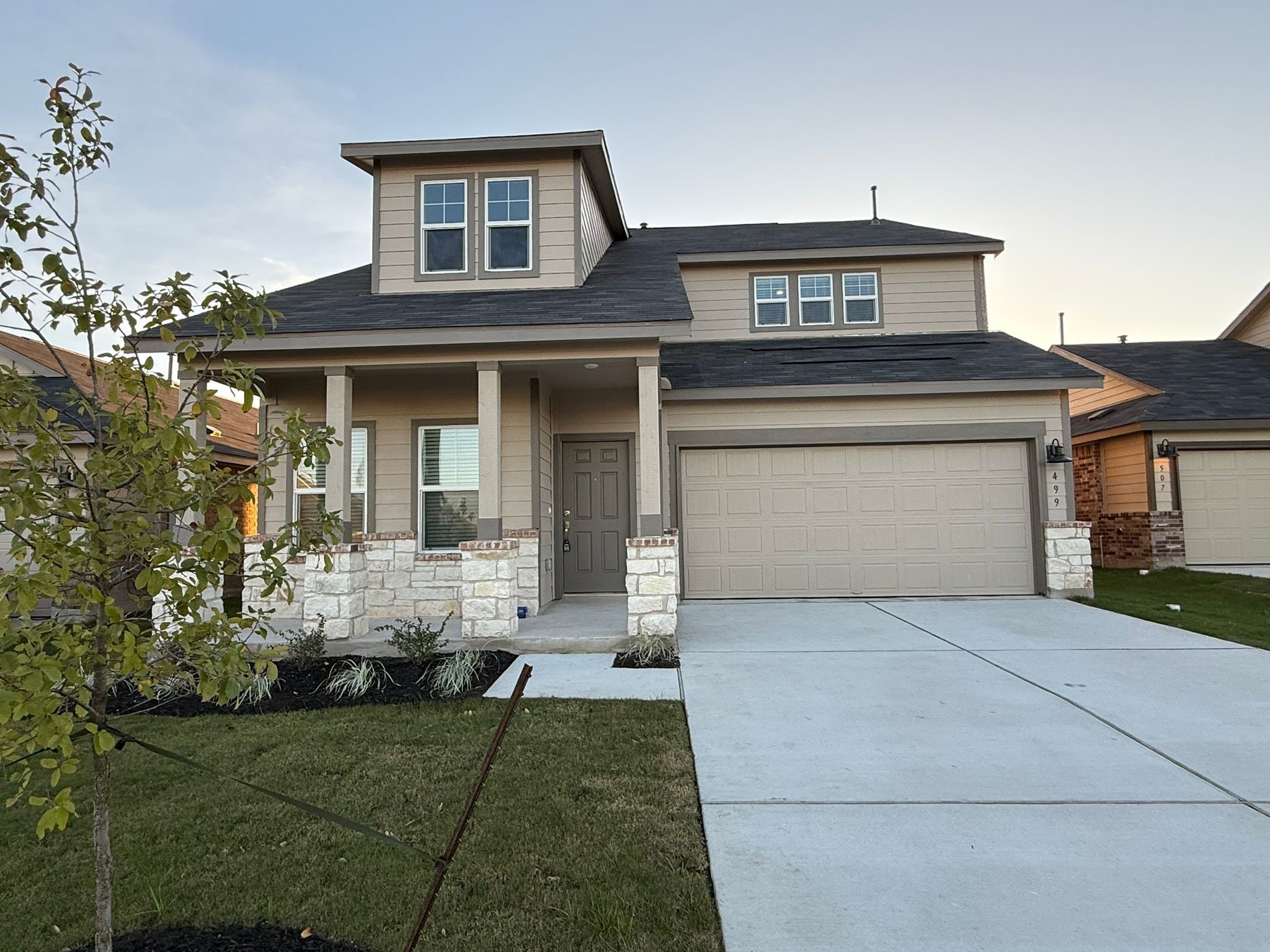 499 Avre Loop Kyle, TX 78640 - Photo 3 of 40