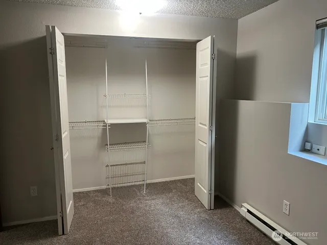 $2,400 | 280 Southeast Donnelly Lane, Unit B, Issaquah, WA 98027