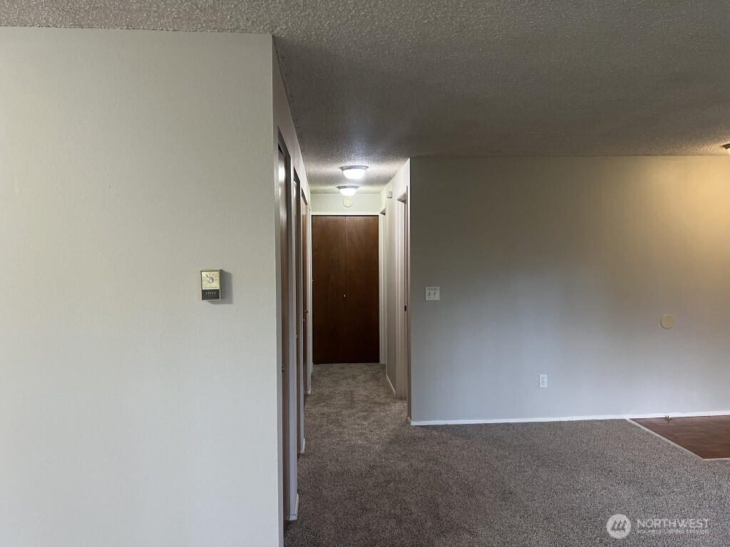 280 Southeast Donnelly Lane, Unit B Issaquah, WA 98027 - Photo 8 of 15