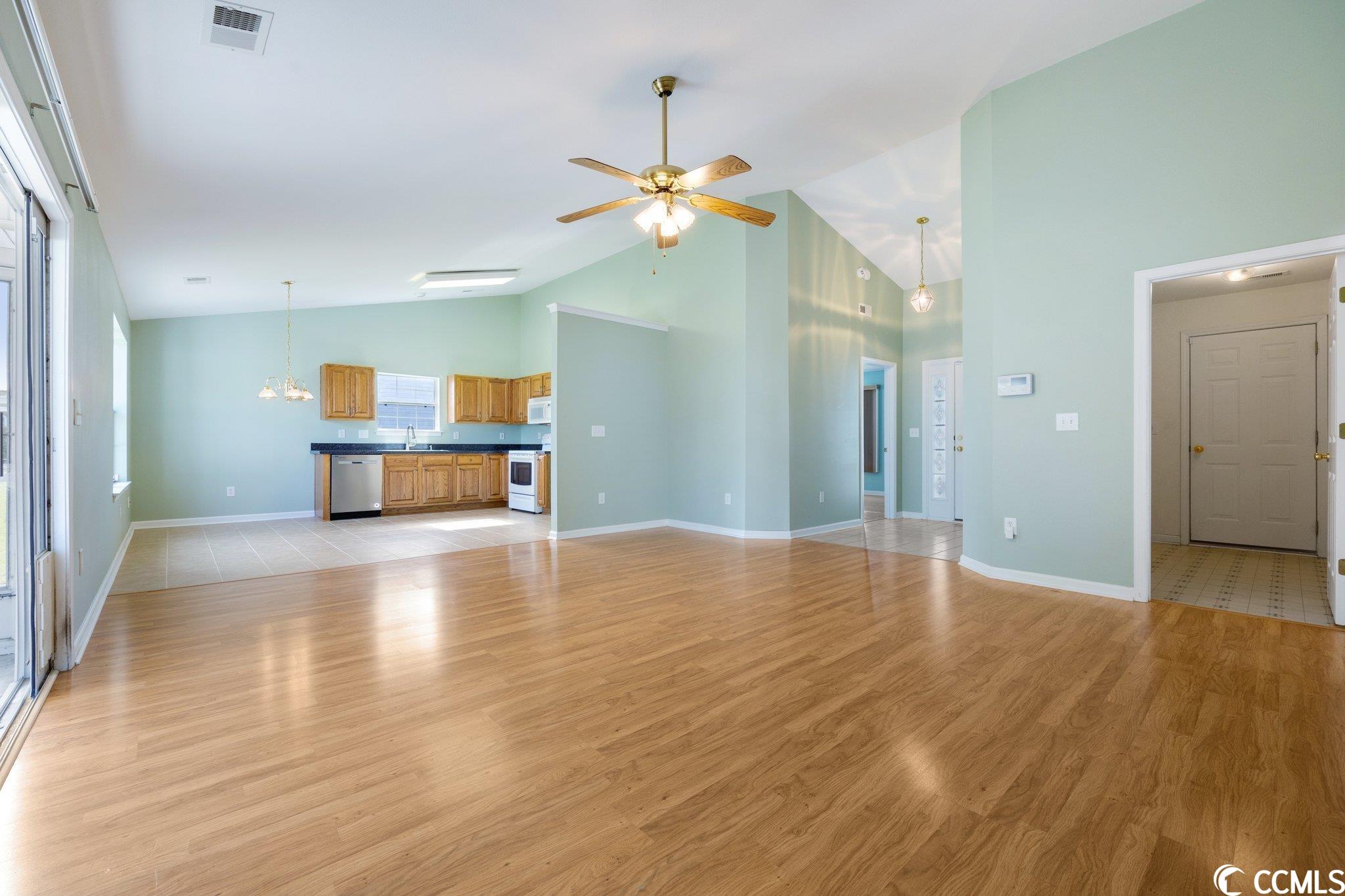 4493 West Walkerton Road Myrtle Beach, SC 29579 - Photo 10 of 40 Gallery Image 10