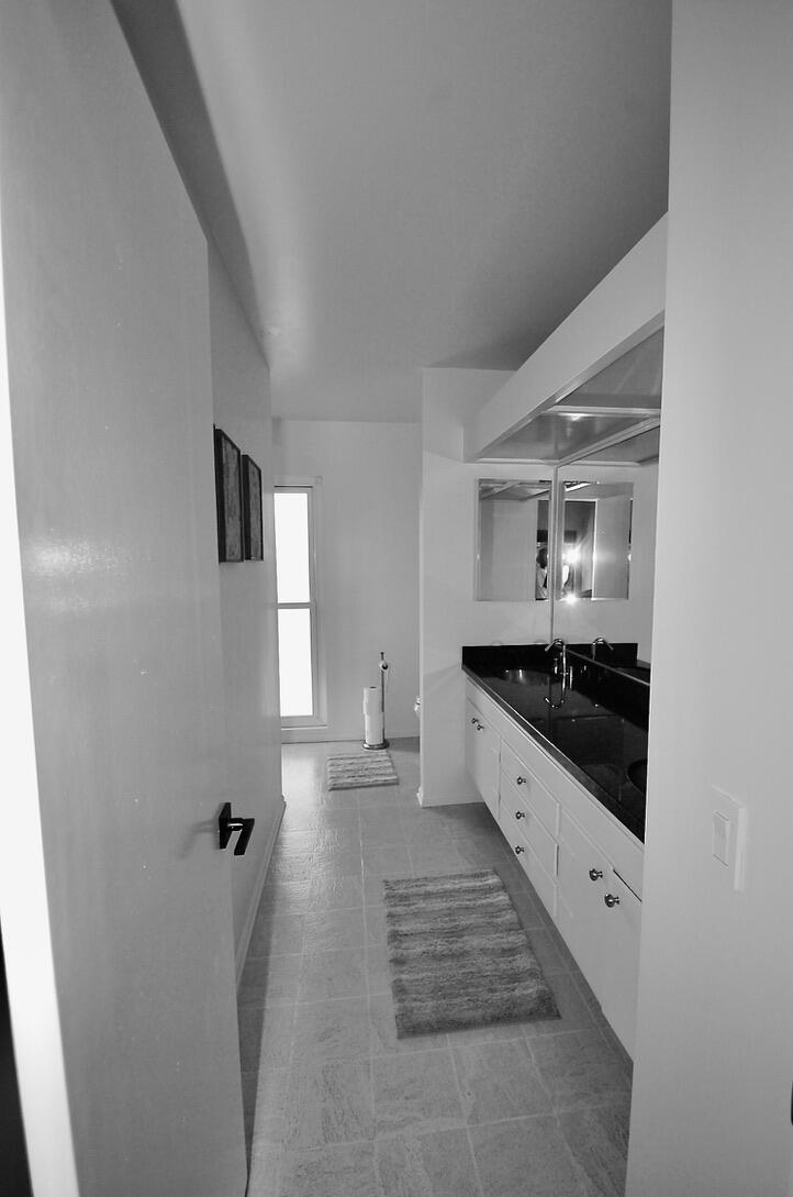 2648 State Street, Unit 32 Santa Barbara, CA 93105 - Photo 8 of 14 0847CAB2-45F4-46FD-B7EC-DA709D21BB5B_1_1