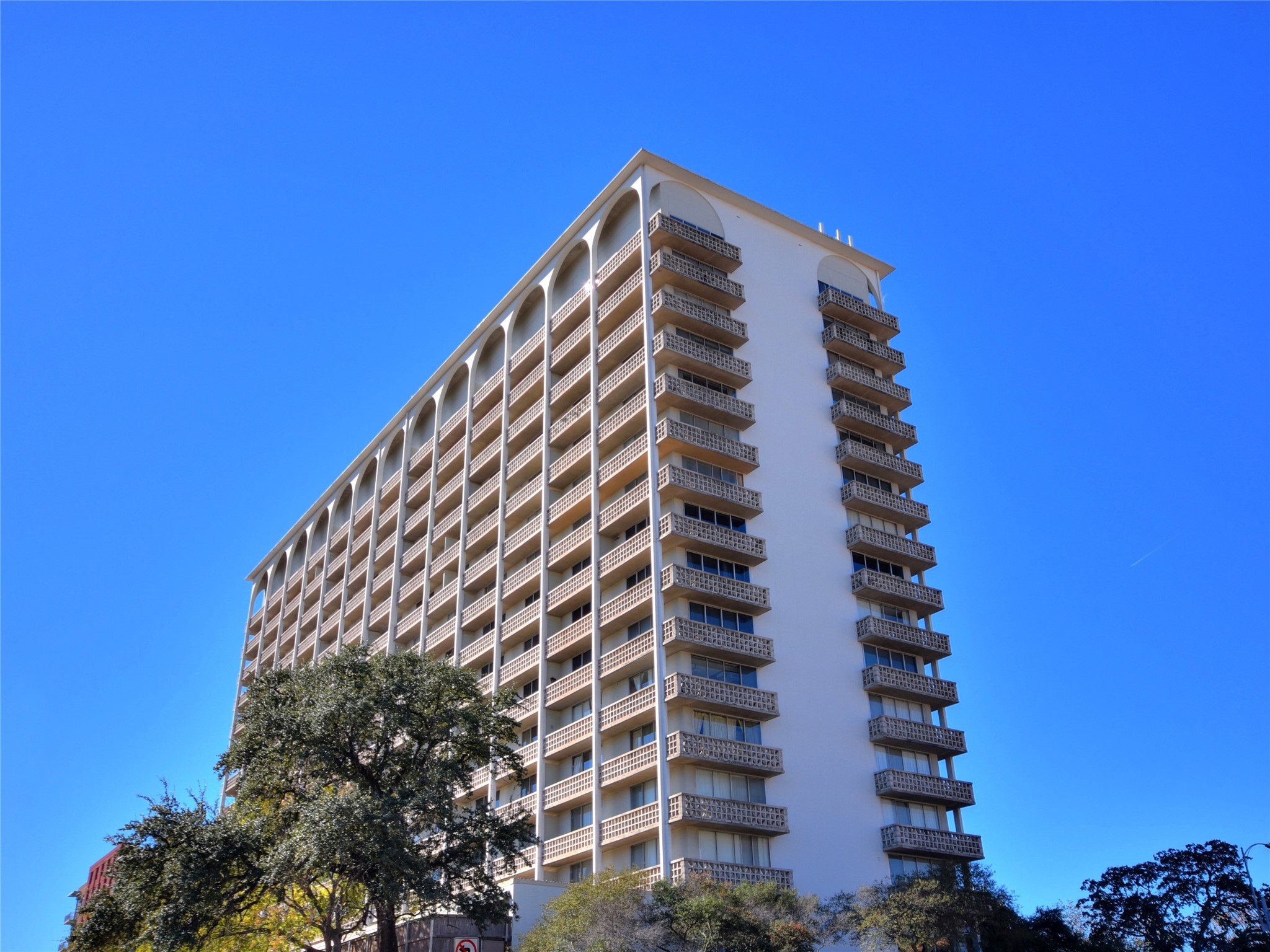 1801 Lavaca Street, Unit 2D Austin, TX 78701 - Photo 25 of 25 a front view of a building