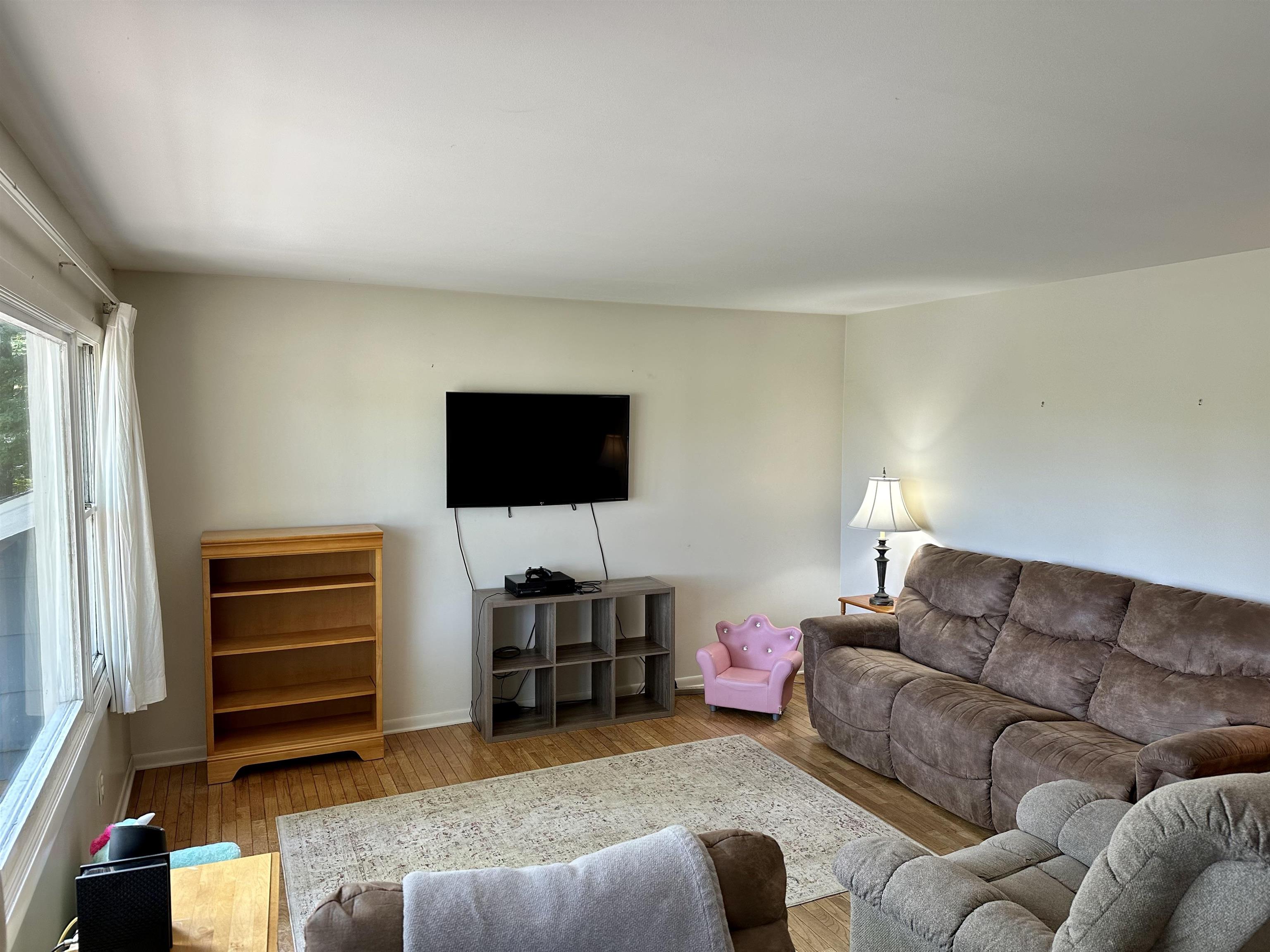 8875 North Long Lake Road Traverse City, MI 49685 - Photo 13 of 59 1913040-12.JPG