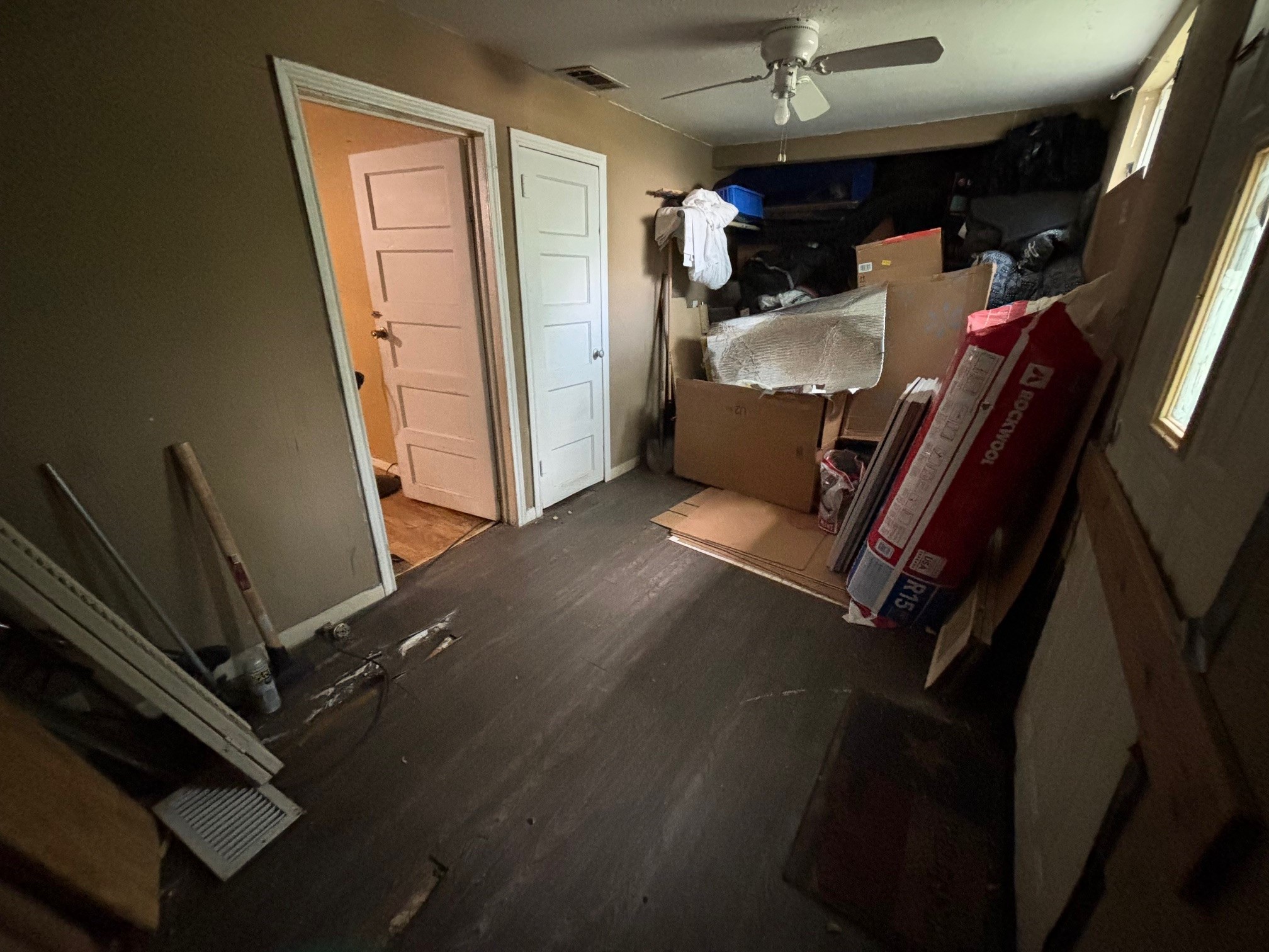 4810 Alf Avenue Austin, TX 78721 - Photo 12 of 16