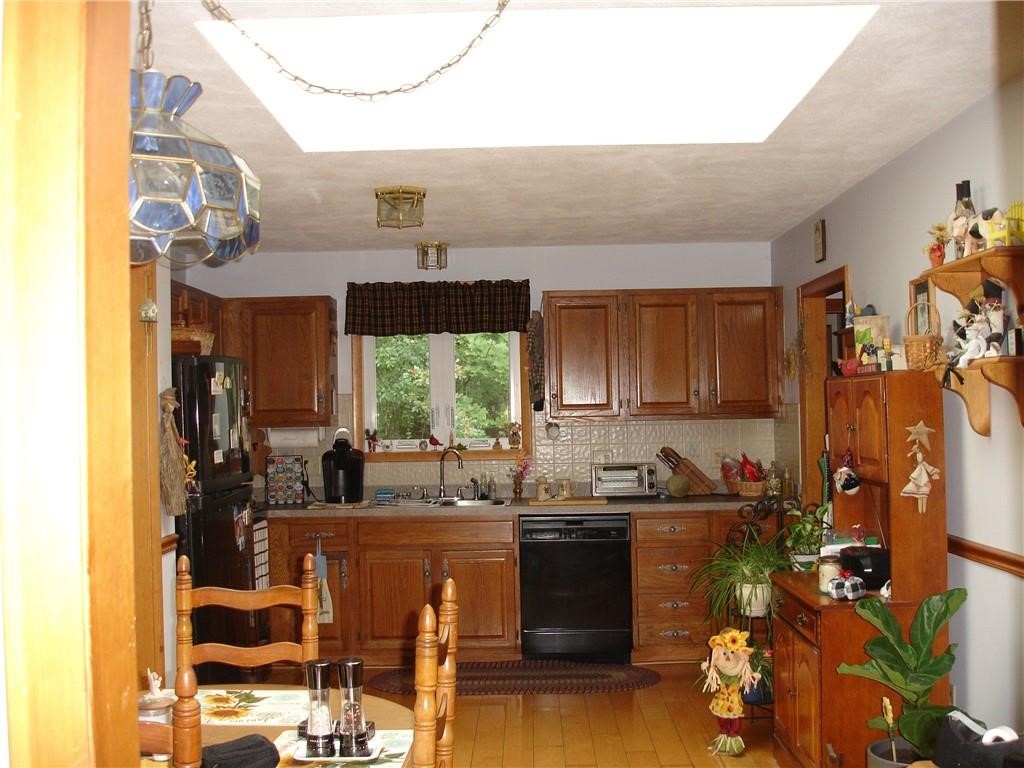 207 West Wrentham Road Cumberland, RI 02864 - Photo 16 of 44