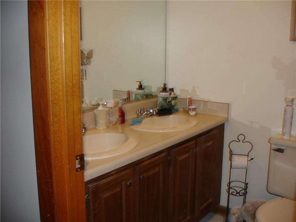 207 West Wrentham Road Cumberland, RI 02864 - Photo 21 of 44