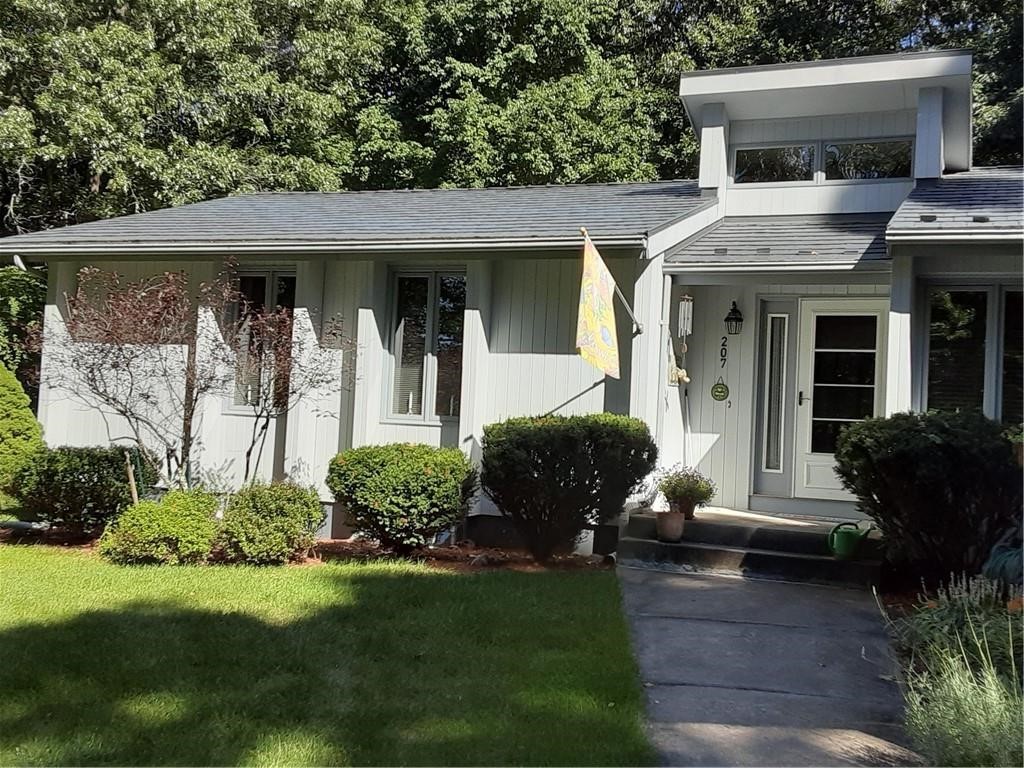 207 West Wrentham Road Cumberland, RI 02864 - Photo 3 of 44