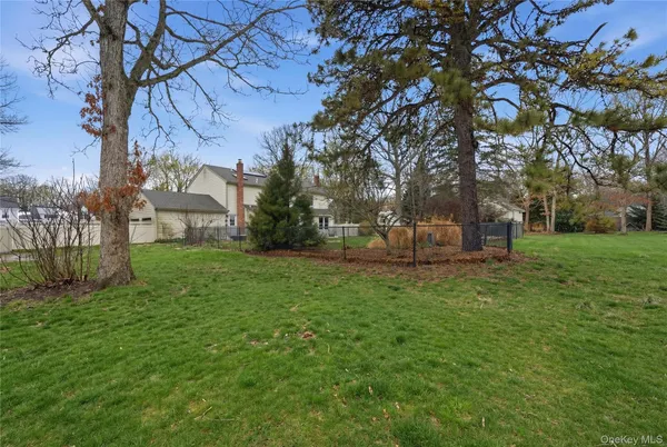 $899,000 | 15 Stacy Drive, Port Jefferson Station, NY 11776