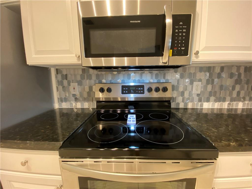 8304 Via Leonessa, Unit 8304 Boca Raton, FL 33433 - Photo 8 of 47 Photo 8