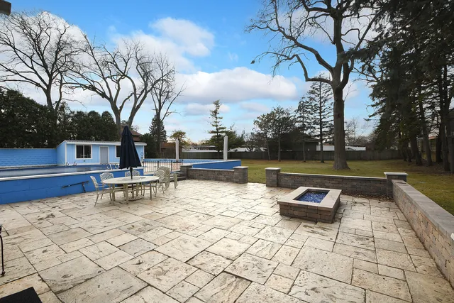 a picture of floor plan