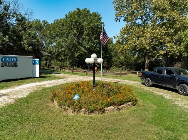 $389,000 | 2700 South Eisenhower Avenue, Ottawa, KS 66067