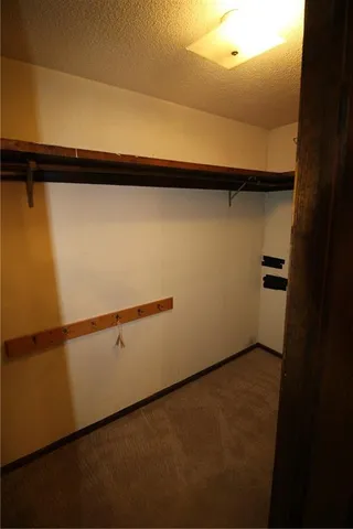 $389,000 | 2700 South Eisenhower Avenue, Ottawa, KS 66067