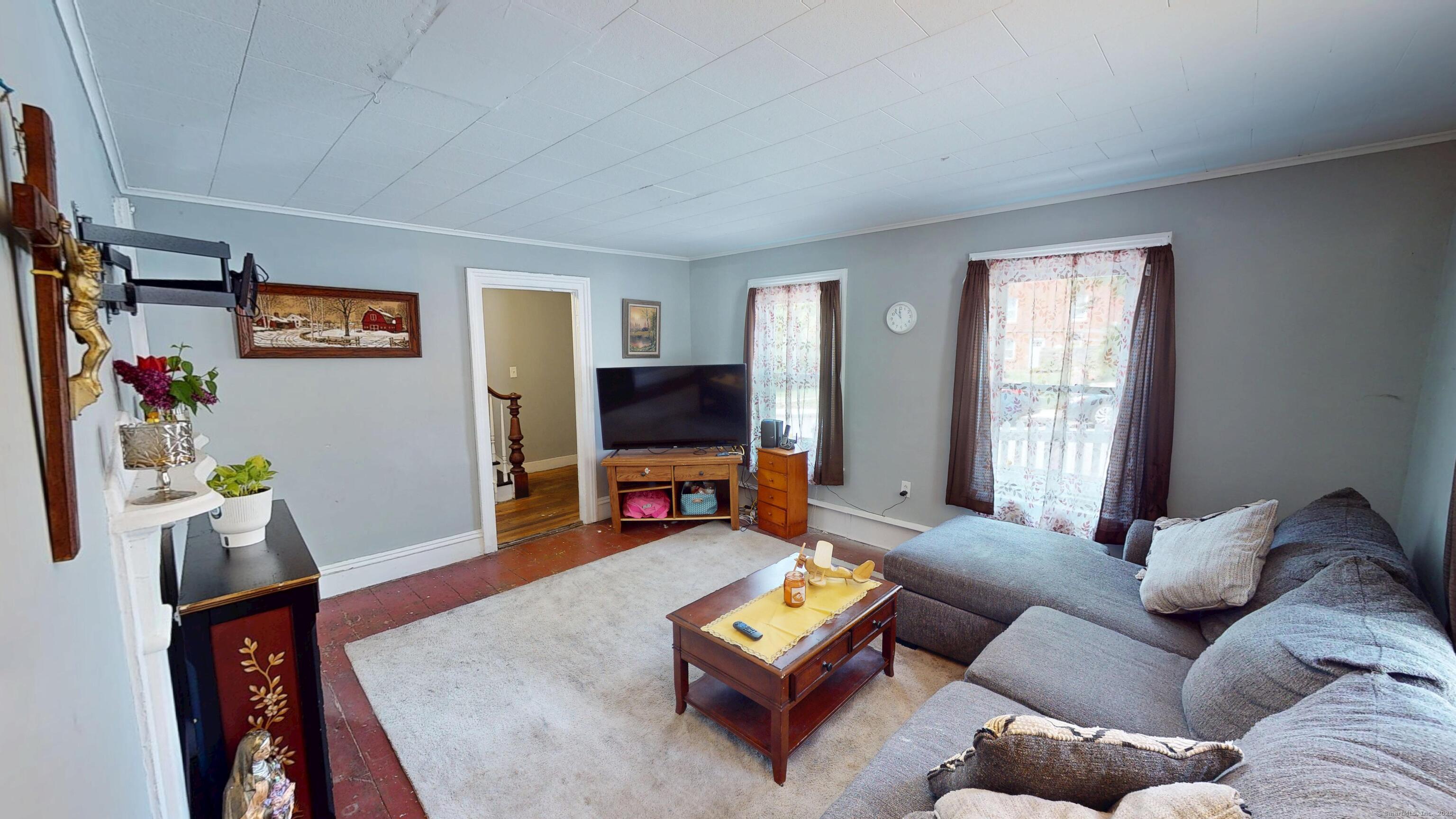 129 Walnut Street Windham, CT 06226 - Photo 9 of 19