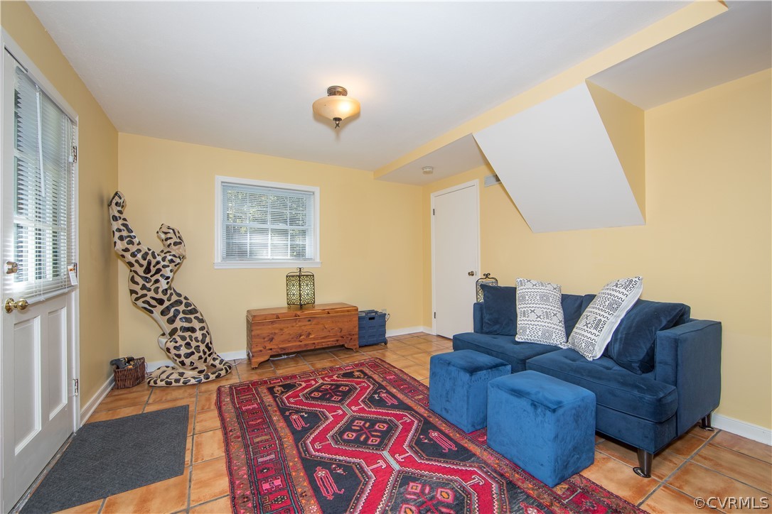 1551 Wagonwheel Road Midlothian, VA 23113 - Photo 17 of 43 Gallery Image 17