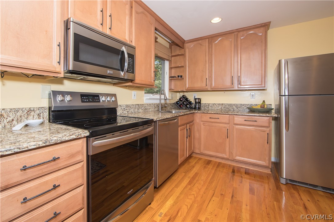 1551 Wagonwheel Road Midlothian, VA 23113 - Photo 6 of 43 Gallery Image 6