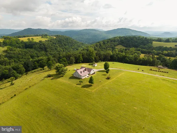 $665,000 | 2046 Simms Hill Road, Lindside, WV 24951
