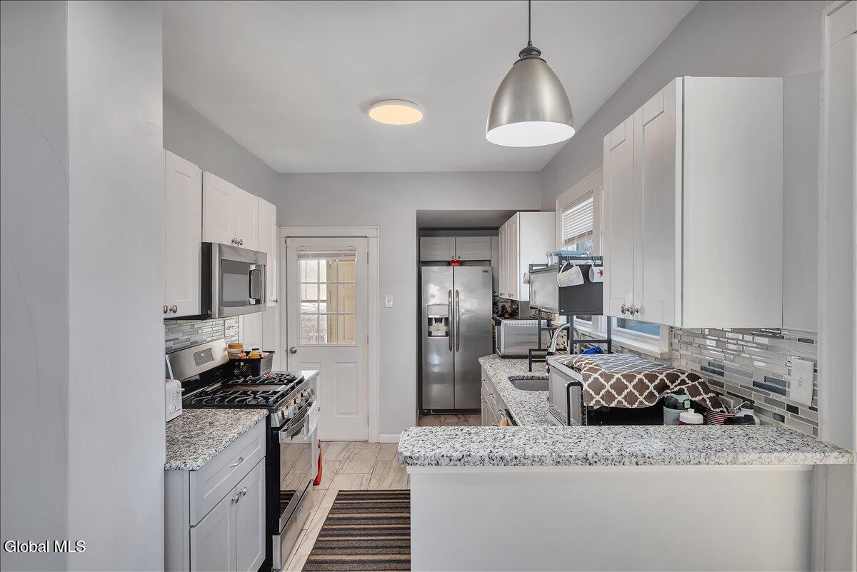 1568 State Street Schenectady, NY 12304 - Photo 12 of 31 11-P1709914