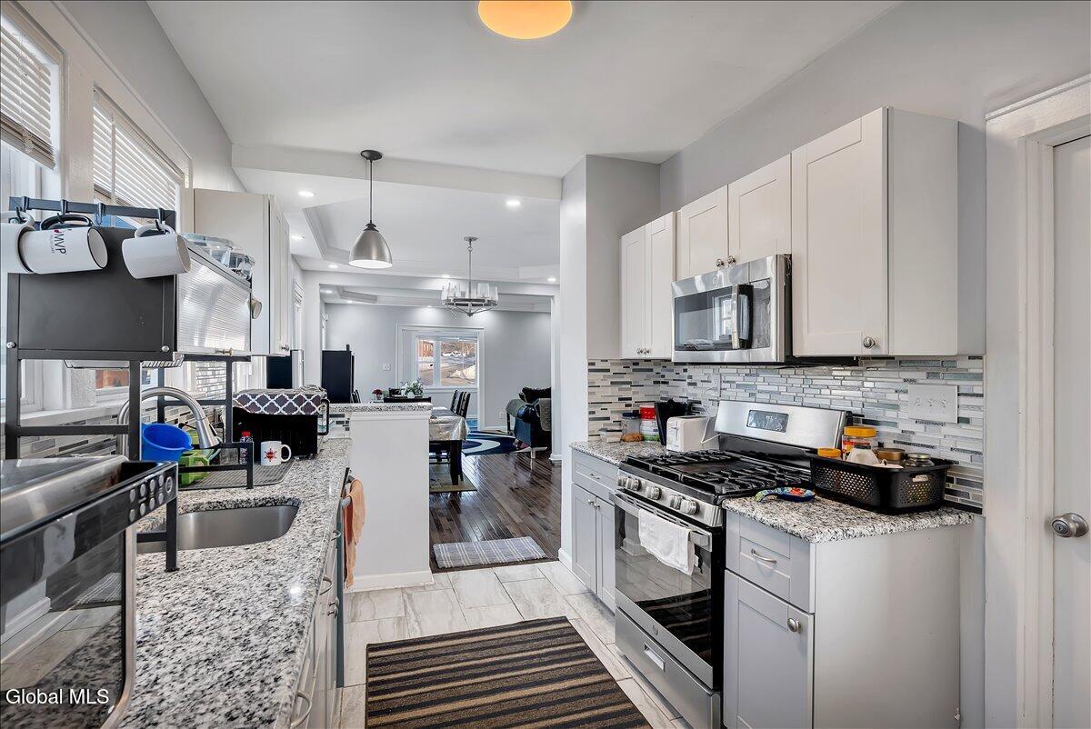 1568 State Street Schenectady, NY 12304 - Photo 14 of 31 13-P1709926