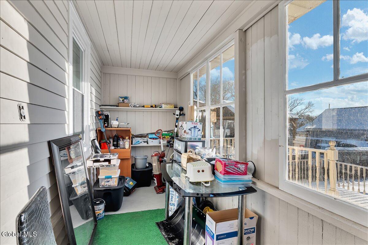 1568 State Street Schenectady, NY 12304 - Photo 16 of 31 15-P1709938