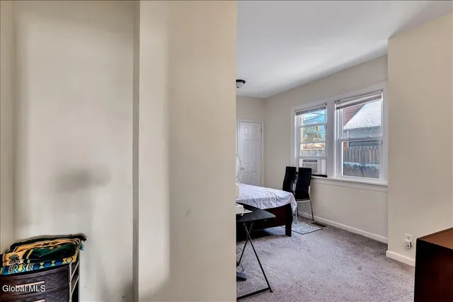 $250,000 | 1568 State Street, Schenectady, NY 12304