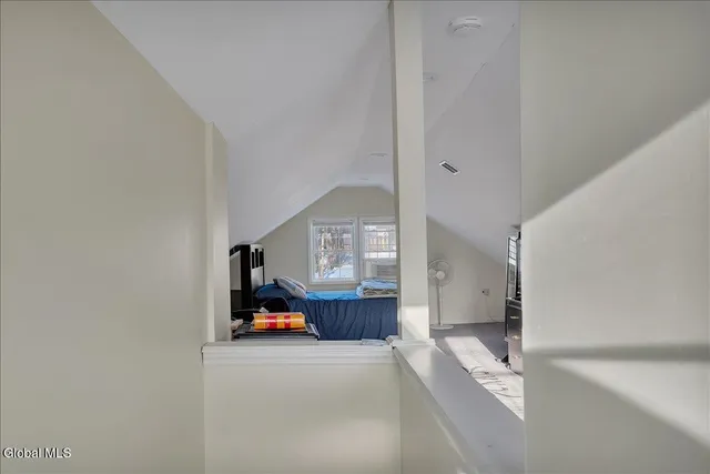 $250,000 | 1568 State Street, Schenectady, NY 12304