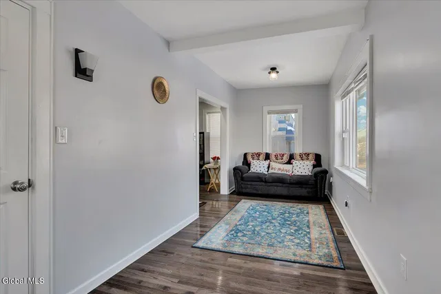 $250,000 | 1568 State Street, Schenectady, NY 12304