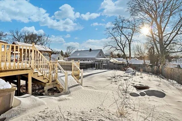 $250,000 | 1568 State Street, Schenectady, NY 12304