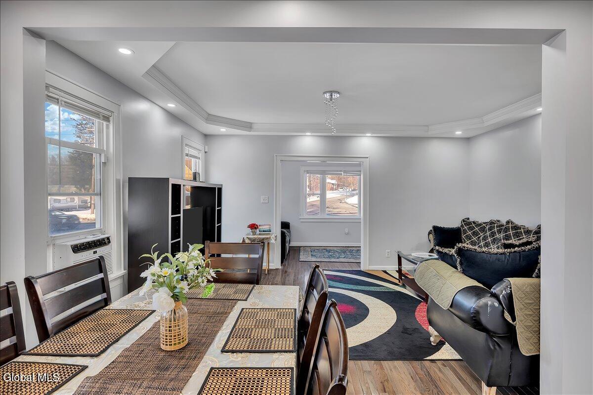 1568 State Street Schenectady, NY 12304 - Photo 7 of 31 06-P1709884