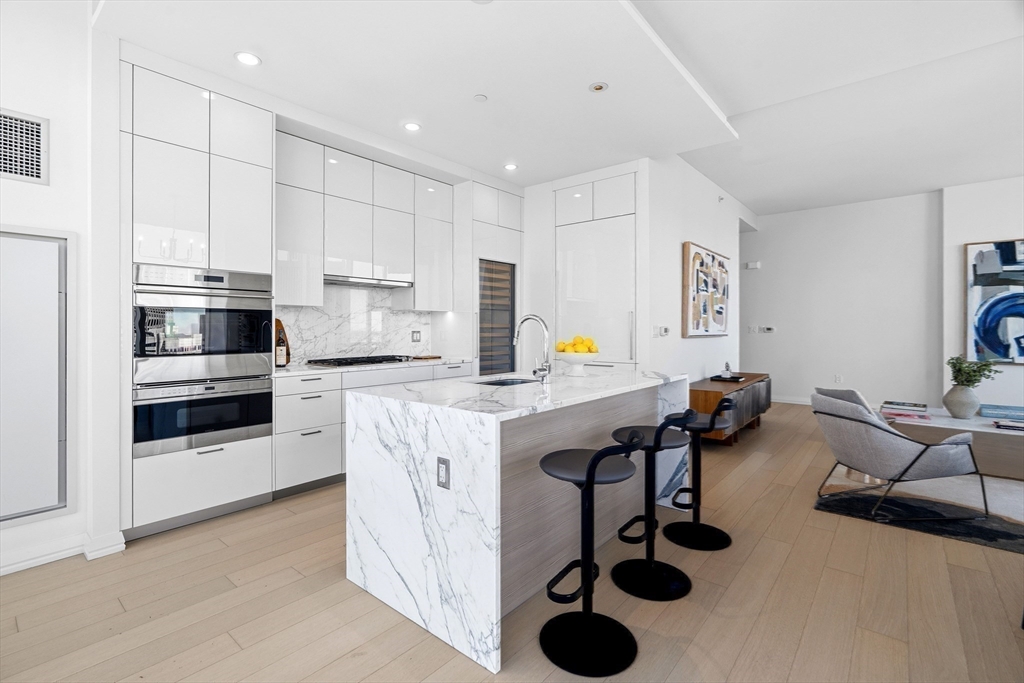 1 Franklin Street, Unit 4308 Boston, MA 02110 - Photo 14 of 42