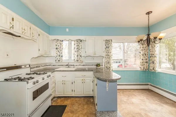 $575,000 | 567 Windsor Road, Wood-Ridge, NJ 07075