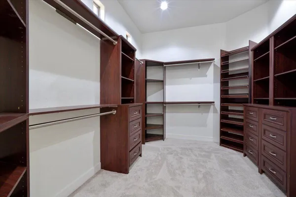 $4,300 | 2025 West Calle De Sol, Phoenix, AZ 85085