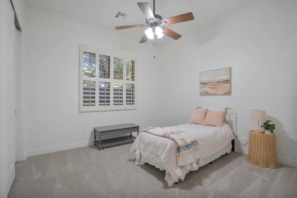 $4,300 | 2025 West Calle De Sol, Phoenix, AZ 85085