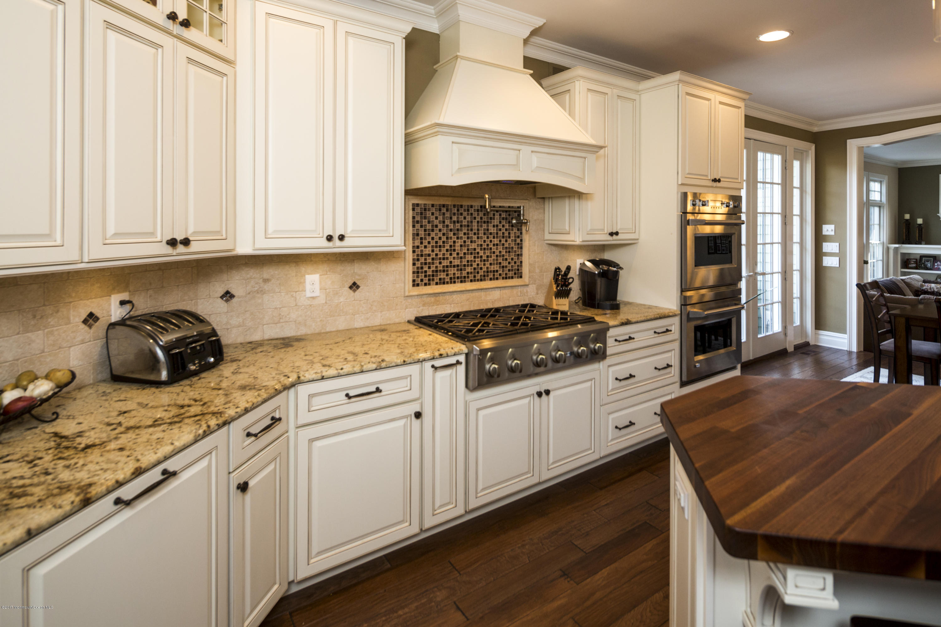 20 Blossom Road Rumson, NJ 07760 - Photo 11 of 30 20 blossom11