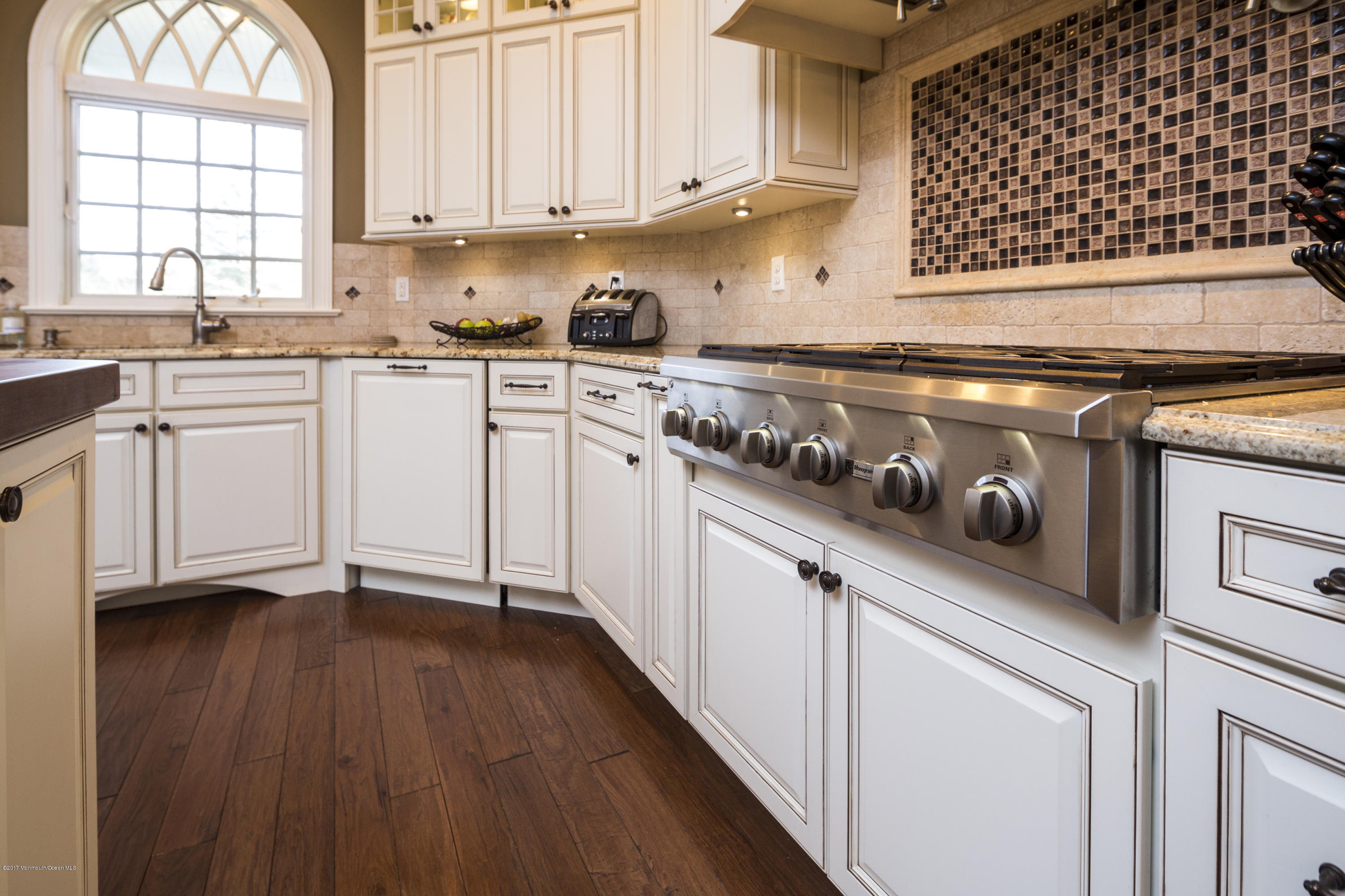20 Blossom Road Rumson, NJ 07760 - Photo 12 of 30 20 blossom12