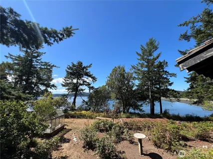 $2,459,900 | 90 Montgomery Lane, Orcas Island, WA 98245