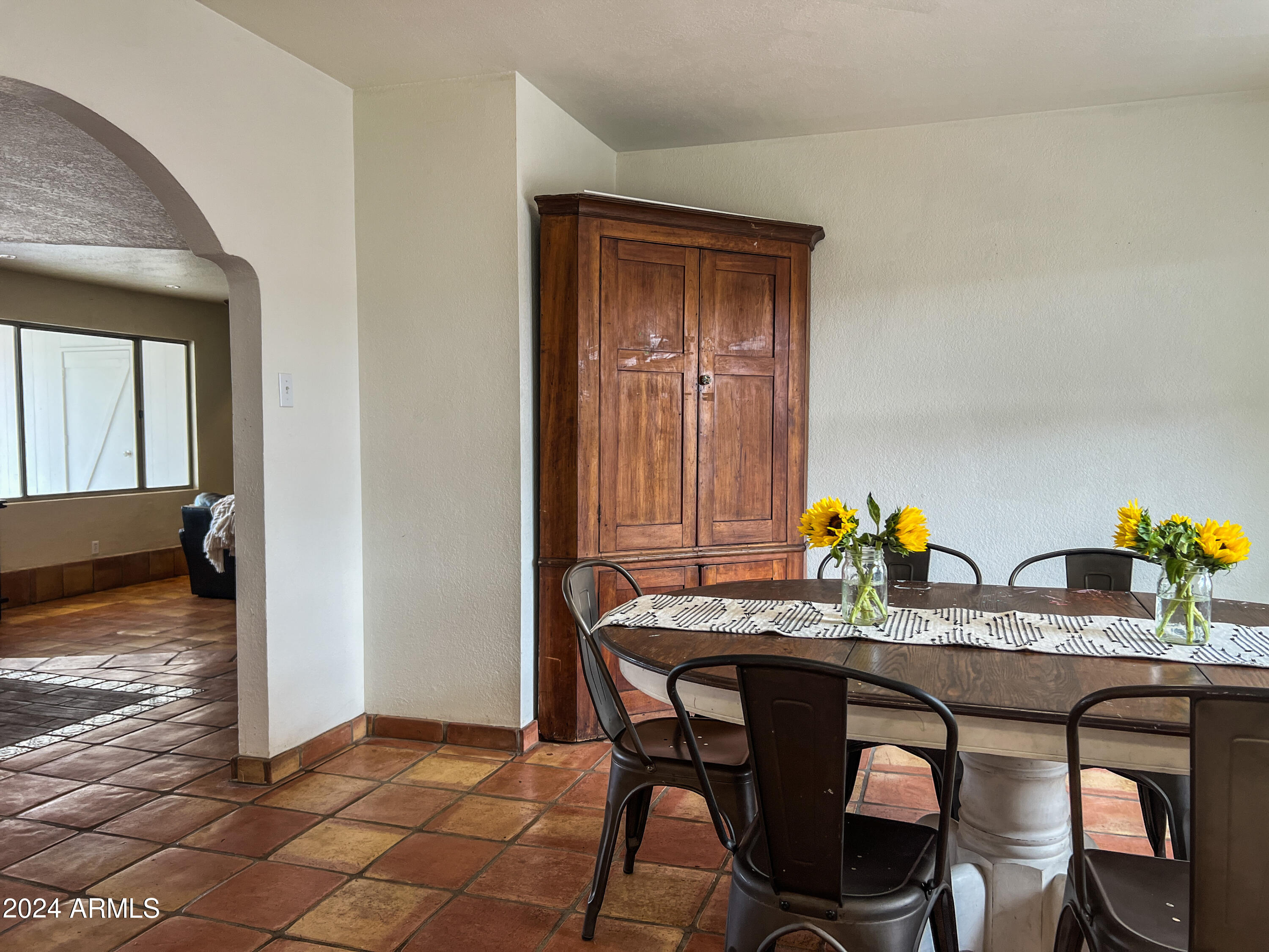 14434 East Willis Road Gilbert, AZ 85297 - Photo 13 of 49 FA8F932B-F3C3-4ABE-B5F1-3B2E41960EC9