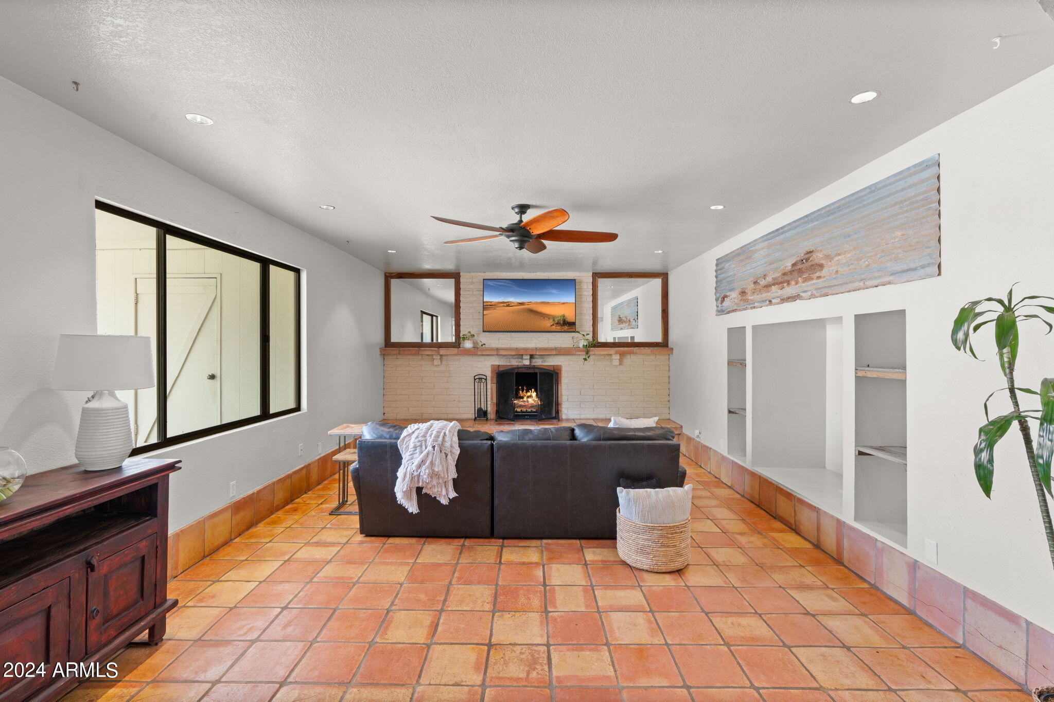 14434 East Willis Road Gilbert, AZ 85297 - Photo 15 of 49 12-web-or-mls-14434-e-willis-rd